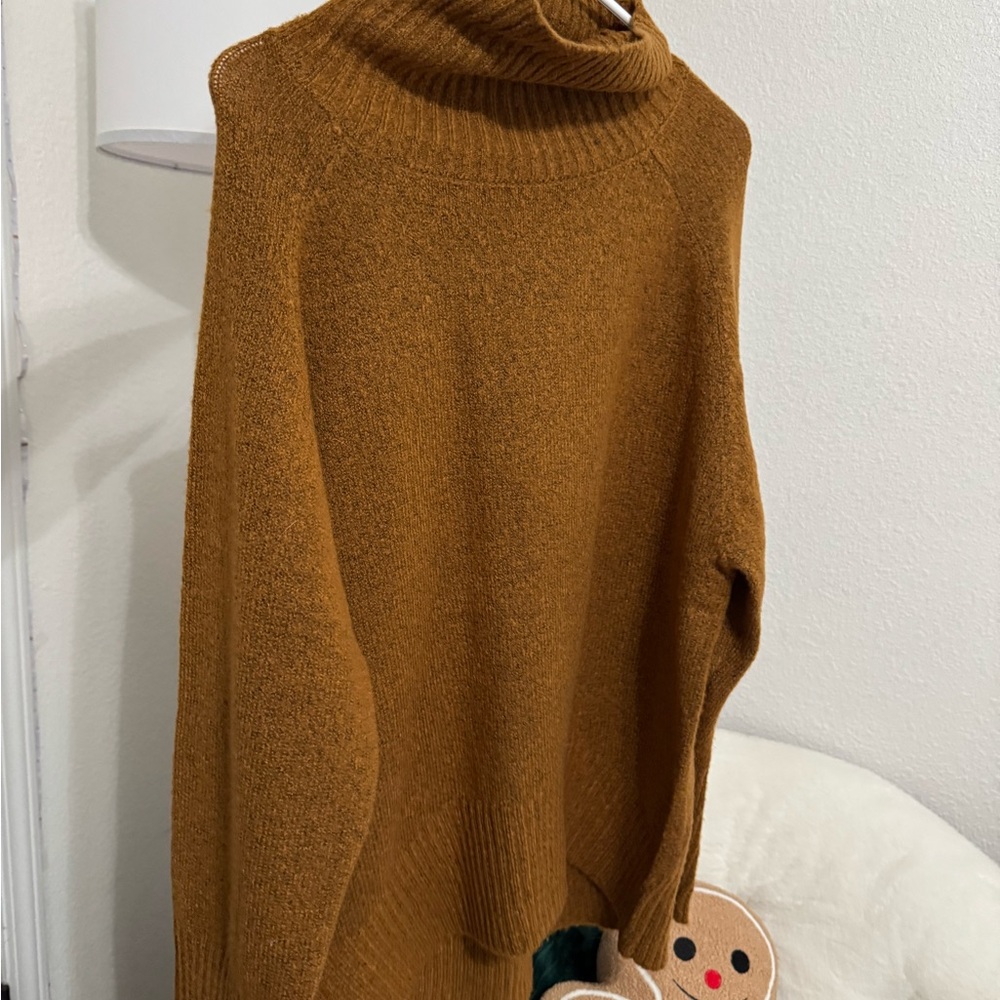 Cavenders double zero turtle neck sweater